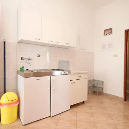 Rukavac 8837f فيس